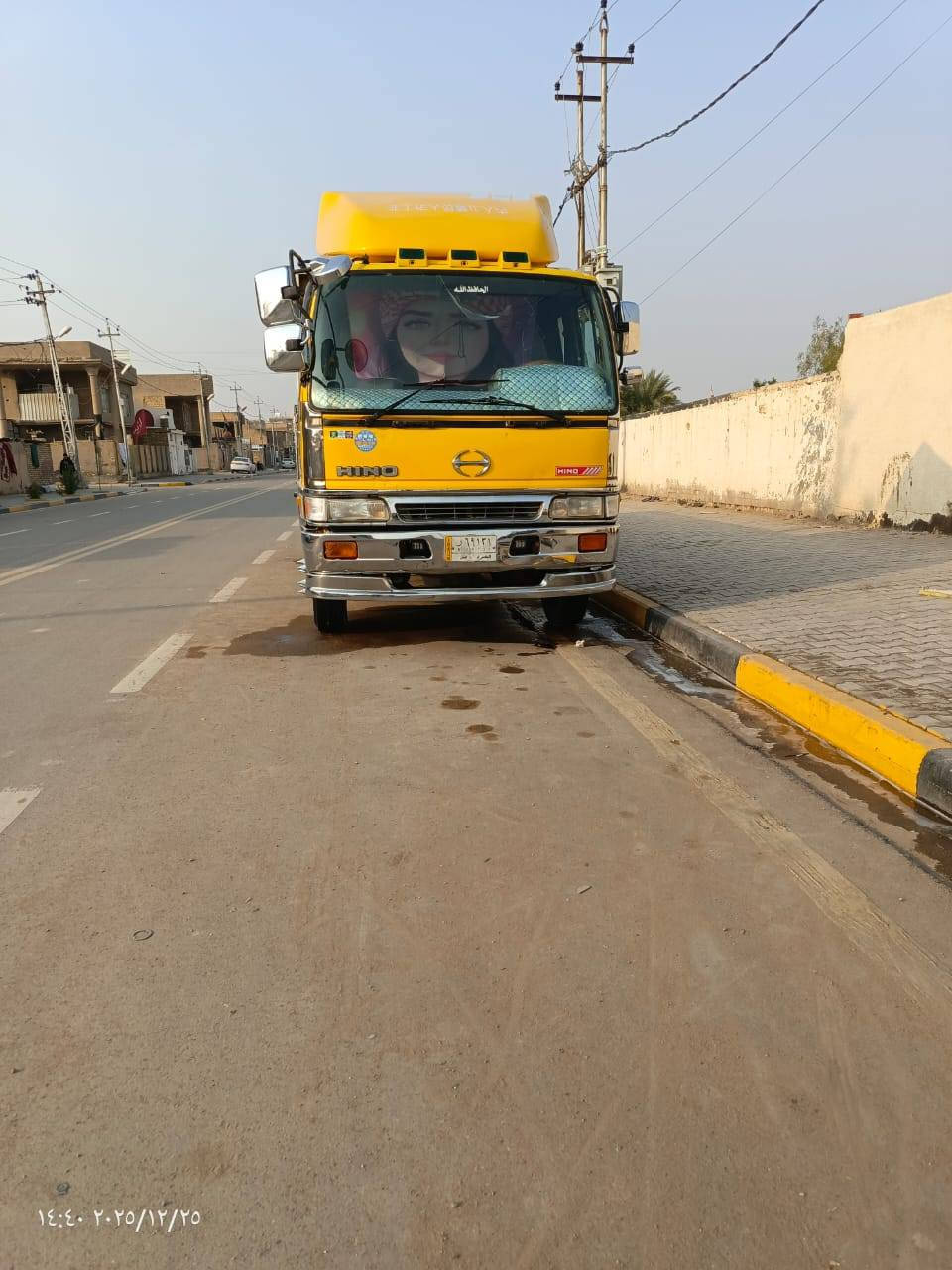 سلام عليكم سياره هينو طيرة ستة وربع بلادي مكينة 80عادي مجموعة انكر سيارة جاهزة مكان كوت الشهدا تلفون ***********
