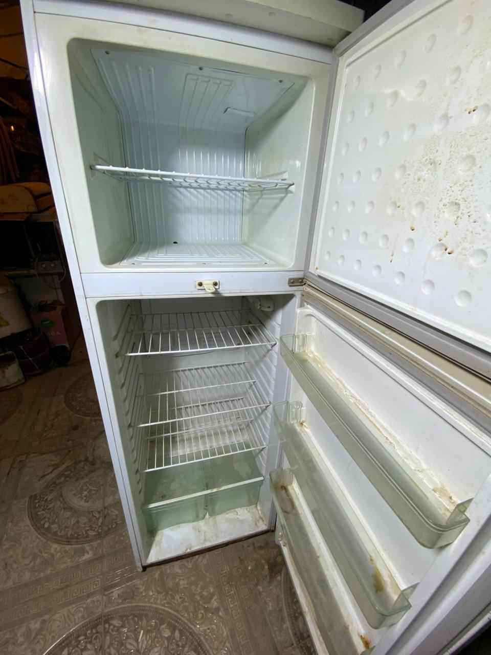 ‎ثلاجه شغاله على فحص مكاني الكاظمية الطي سعر 100 قفل/***********‎ بغداد, العراق
