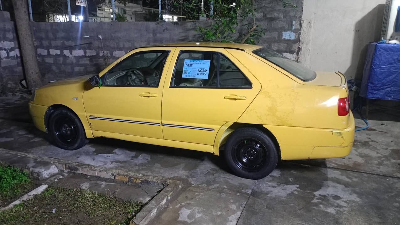 شيري كوين 2011
السلام عليكم 
شيري كوين موديل 11 
كير مكينه بلاد صار شهر من شادها كله جديد 
تايرات نص عمر 
مسجل شاشه جديد 
السياره لا ضربه ولا صبغ مجرد طخه دراجه بل جاملغ الخلفي ومعدل ع بارد 
السياره نضيفه ب شكل 
بس السياره عوزها صدرر 
رقمها بغداد دولي 
سنويه جديد ب اسمي لحد 2030 
سعرها 28$
مكان السياره ديالى خانقين بختياري 
***********
