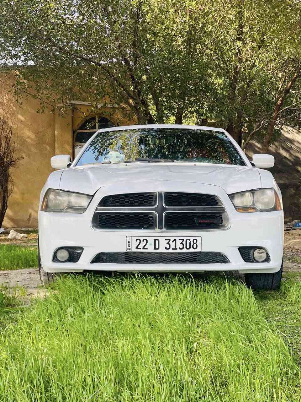 السلام عليكم
جارجر موديل 2011 أمريكي رقم أربيل انكليزي 

بيهااا بنيد فقط بدون إرباك بدون دواخل السيارة كلش حلوه ومرتبه منضومه مال زنون 

السياره جاهزه السعر 133 وبيهااا مجال 

العنوان بابل شوملي 

الانتصال ولا ستفسار 

***********
