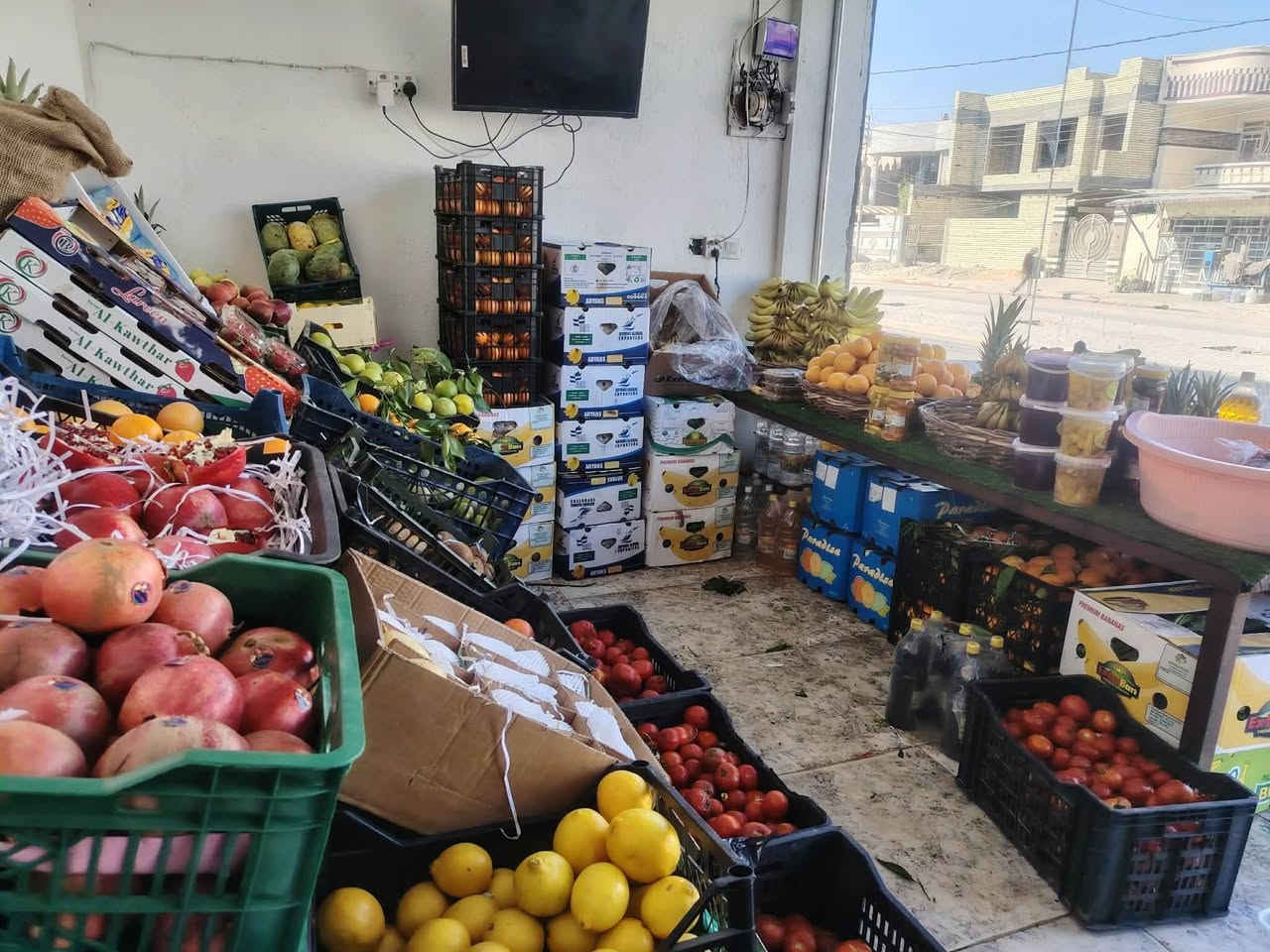 بسم الله الرحمن الرحيم
على بركت الله 
يوجد لدينه خدمه توصيل داخل المحمودية وخارج المحمودية عنوان المحمودية حي الجزائر  
توصل على واتساب ***********
