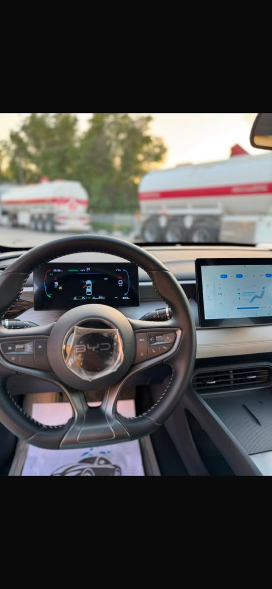 سلام عليكم BYD سيل 5 بغداد
كفاله عامه من صبغ +بارد 
HEV1450
EV1608
العداد الكلي 3000km
السعر 19.350 مجال بسيط 
بغداد -حي العلام 
للستفسار ***********
