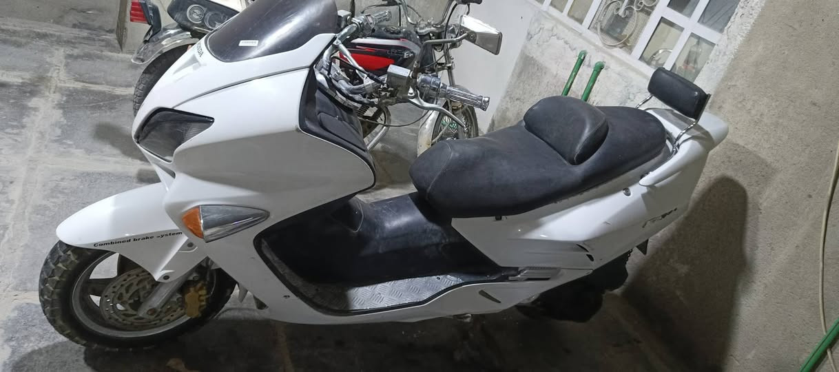 سلام عليكم فورزه 0,6 الدراجه نضيفه شوفت عينك كشر معدل سرعه مفوله خير من الله كهربائيات كلها شغالة ب, 1200 وبيها مجال رقم  ‏‪***********‬‏
