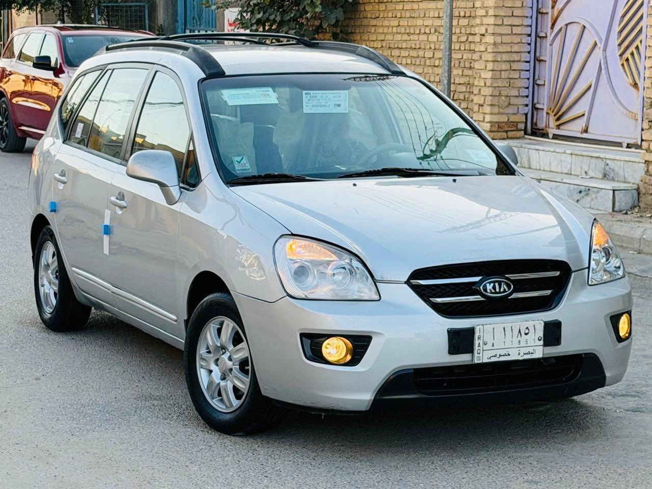 ***********
(( لعشاق الجديد فقط )) 

#اللهم صلي ع محمد وآل محمد..

#كيا كارنز 2008 وارد خليجي رقم  بصره مشروع وطني صاعده هزه جديده سنويه لل 28 …

#مكينه دوش مامفتوحه شرط 

#ماشيه 250 حقيقي …..7راكب 

#كفاله من الضربه والفتح والتبديل بأستثناء شخط بين البابين جهت العبري ومسويهن الباقي كفاله عامه 

#السياره جاهزه من كلشي كير ومكينه بالكارتون حداديه جديده طخم تاير جديد تبريد ثلج السياره جاهزه…

#السعر 98 مكاني ناصريه مركز…
