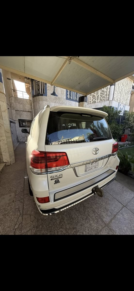 لاند كروز GXR 2021                                                                      ماشية 62 الف                                    
بيهة شخوط ب جاملغ ولباب الخلفي جوة اليدة 
رقم بغداد 
مكانهة المحمودية
السعر 57 الف 
***********
