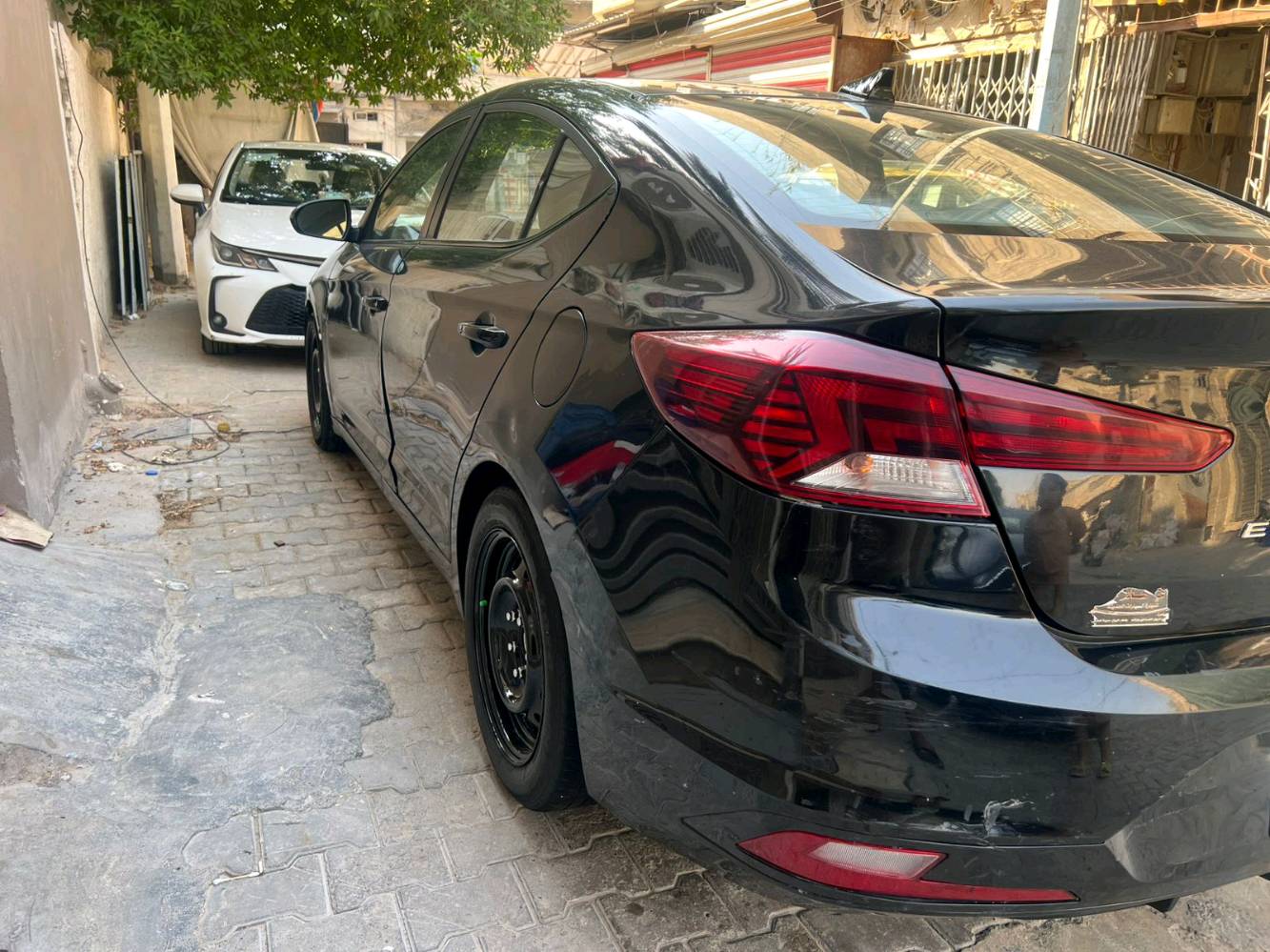 النترا فول مواصفات ماشيه ٨٨مكاني بغداد حادثهة قطعتين فقط موجود سونار سعر ١١٣كير ايتي محرك نظيف صدر نضيف اتصل ودلل لان مكلف بنشر ***********