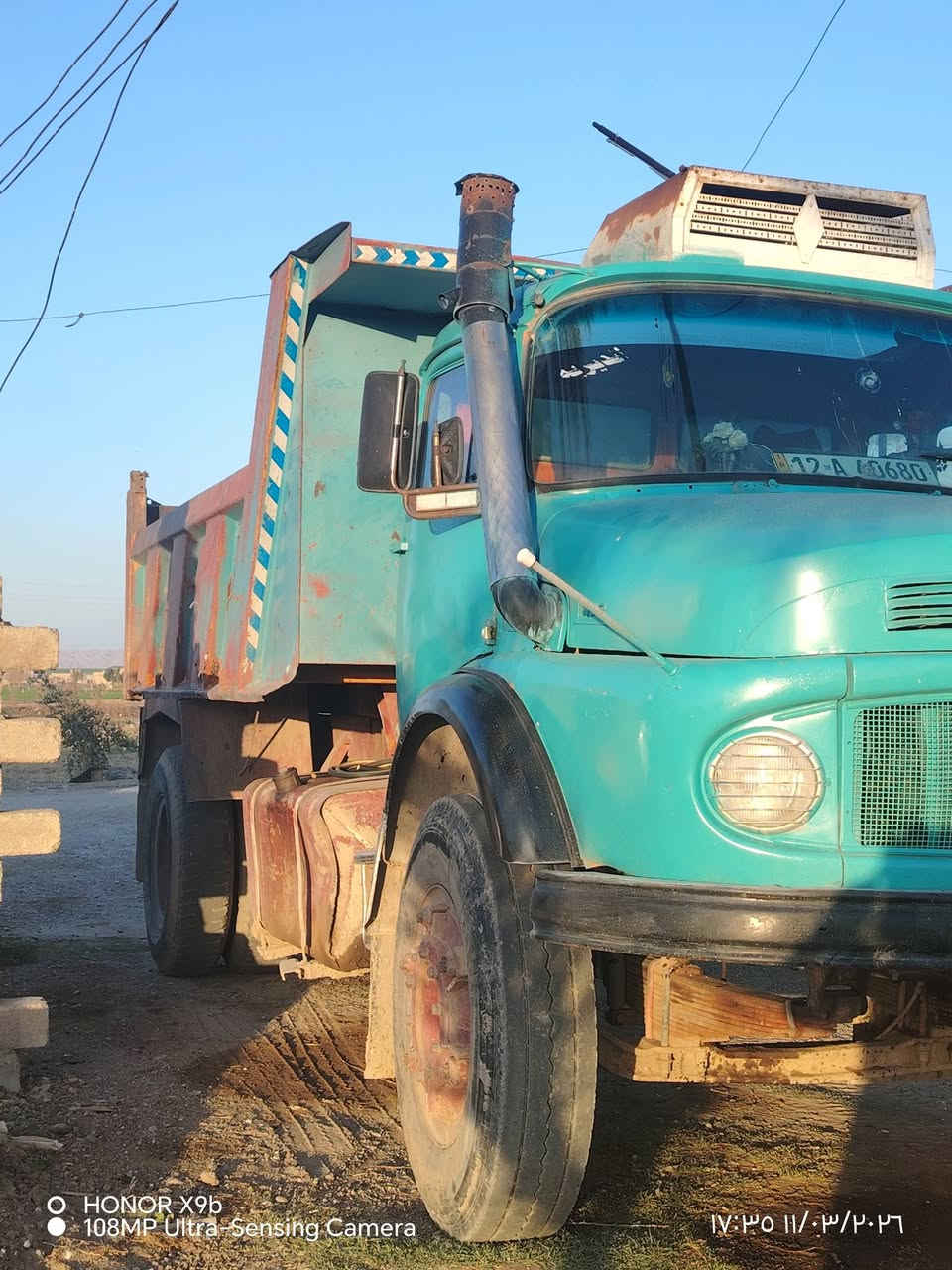 قلابه اقجم للبيع موديل 75 
رقم نينوئ  انكليزي جديد
تحويل ثاني يوم
السعر 29مليون وبيه مجال
 هاتف ***********
