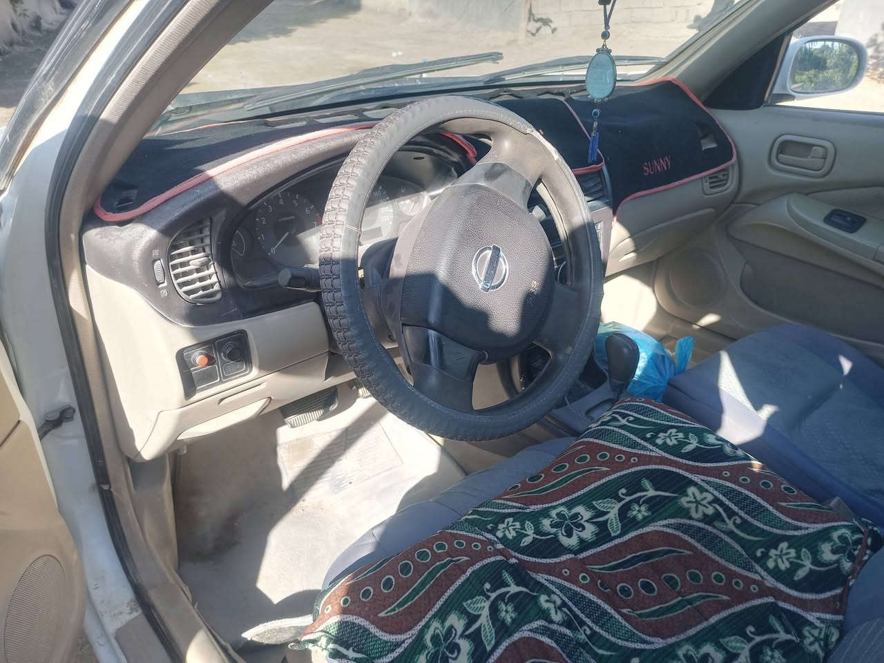 نسيان صني 2008 وارد كوري مكينه 1600 بيه باب مبدل اصلي مكينه بيه تبخير بسيط كلش حداديه نص عمر  وبيه مكانات بارد السعر 85 وبيه مجال ***********
