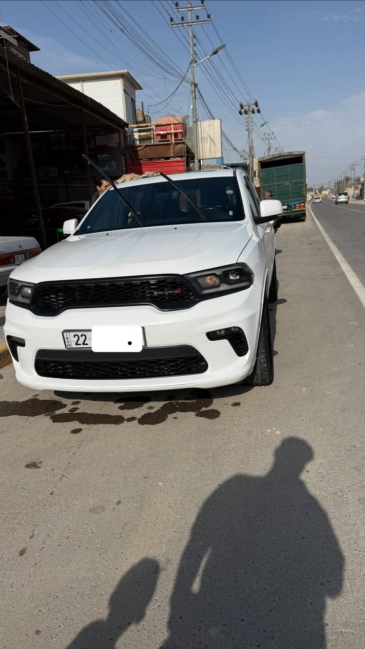دوج دورنكو GT  كفاااله عامه 

موديل 2021 GT 

مواصفاتها 

شاشه

فتحه 

 كاميرا خلفية -

حساسات خلفية-

كشنات كهربائيه-

صندوك كهربائي-

بصمه-

دخول ذكي-

٣ قطع تبريد-

مثبت سرعة-

كشنات خزن ميموري-

نضام ايكو -

اشاير بالمري-

تشغيل عن بعد

مكان السياره البصرة ***********
