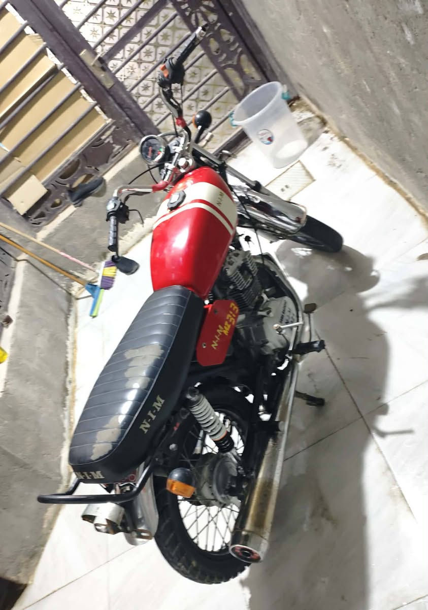 للبيع
درجه اربعه كير نامه 
مديل 2021
رقم اصولي
نضيفه كلش
السعر مليون و100 وبيهه مجال
الاتصال ***********
