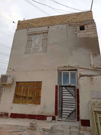 الحولي الصخيين • ١٠٠م • ٣غرف