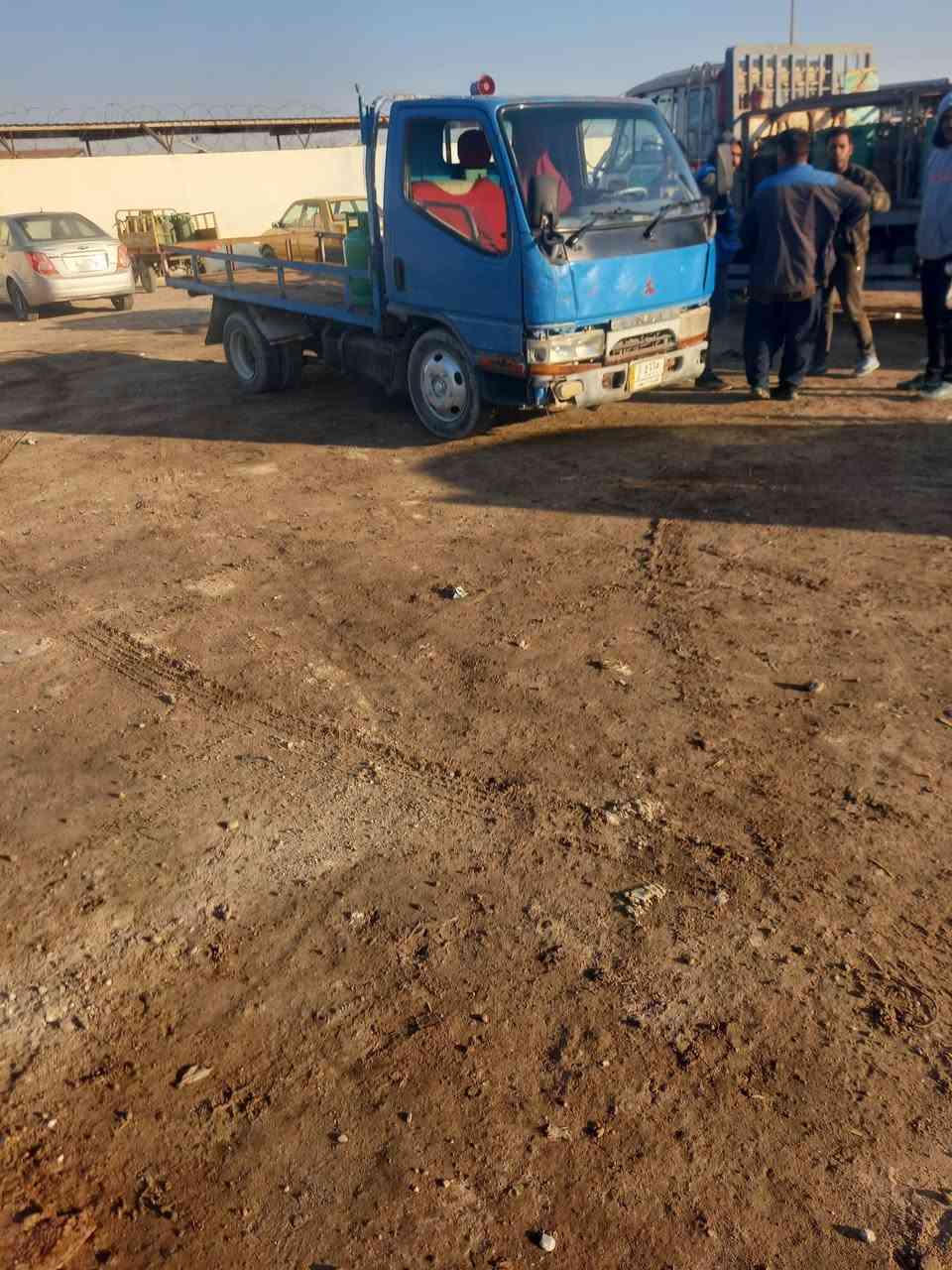 السلام وعليكم عندي سياره للبيع ياباني السياره با بيه اي شي كلشي شغال بيه السياره مشرو عوطني السعر 32والتفاصيل علا هاذه الرقم ***********العلوان بصره شط العرب
