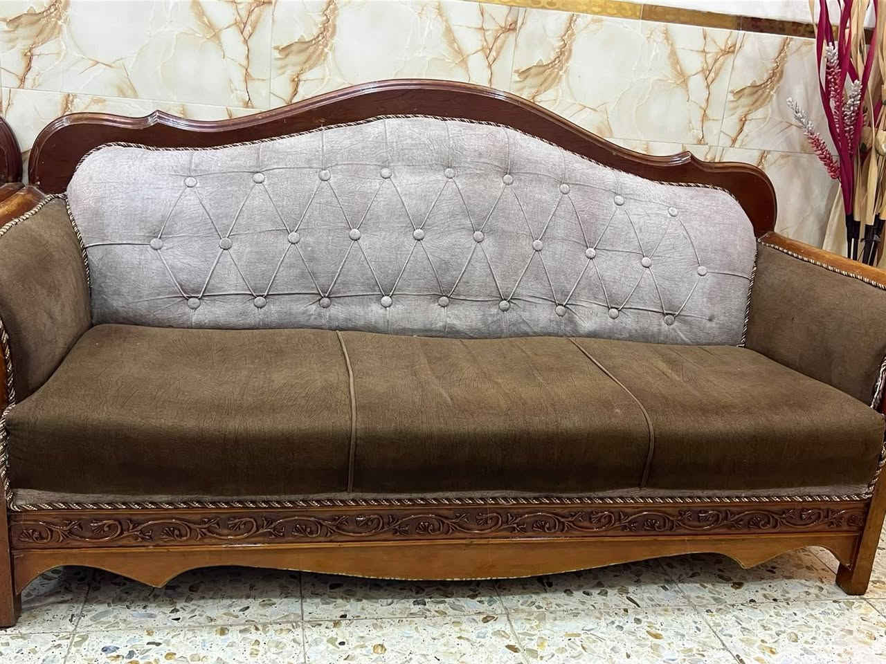 تخم 10 مقاعد مع طبلات نضيف مابي اي  ضرر  السعر ٣٢٥ وبي مجال مكان بغداد


**إذا كنت صاحب هذا الإعلان وتريد حذفه لأي سبب، رجاءا أرسل رسالة إلى الدعم الفني**