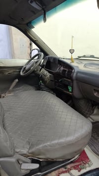 بيجو ١٩٩٦ • مصفرة • تحويل ثاني يوم