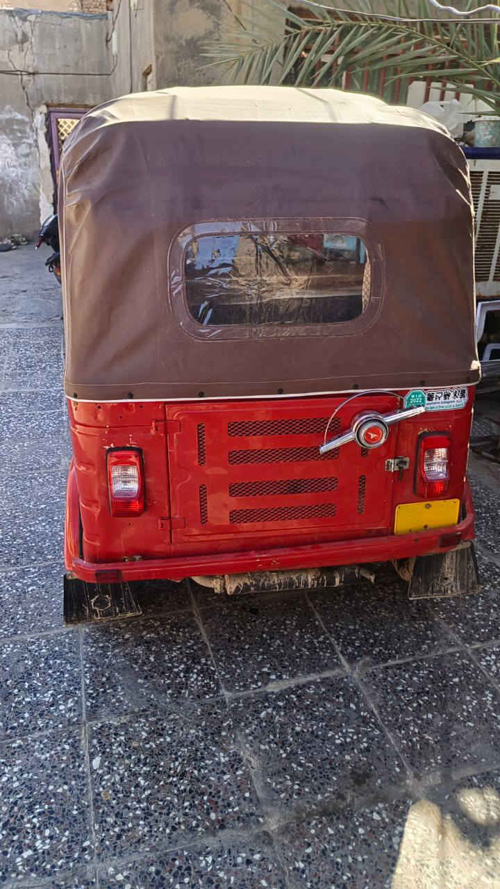 سلام عليكم 
تكتك البيع موديل 18طالعه بل 19
محرك 20
تكتك خير من الله اوراق صولي من مكتب حسين 
مال جناي 
سعر 3000 بيه مجال قليل حك جيه 
مراوس حسب القناعه شعندك نزل بل تعاليق 
رقم ***********
