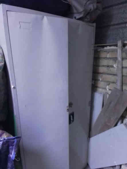 دراجة هوائية + دولاب حديد + كاونتر مع سنك + تخم قنفات حديد للبيع الاتصال على الرقم ***********
