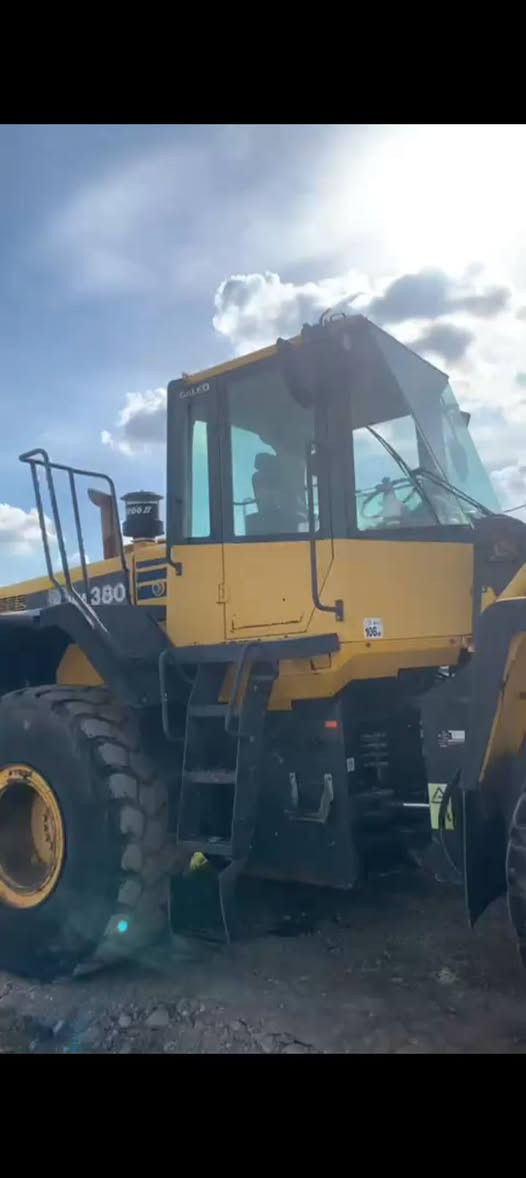 للبیع 380  320  واتساب ***********
