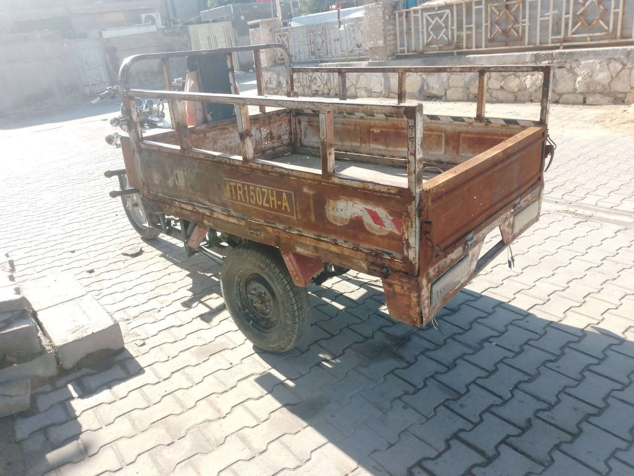 ستوته للبيع نضيفه كهربائيات شغاله نكره سلف مكاني رميثه
شاصي نضيف اكسن نضيف كير كاردن جدد 
***********
