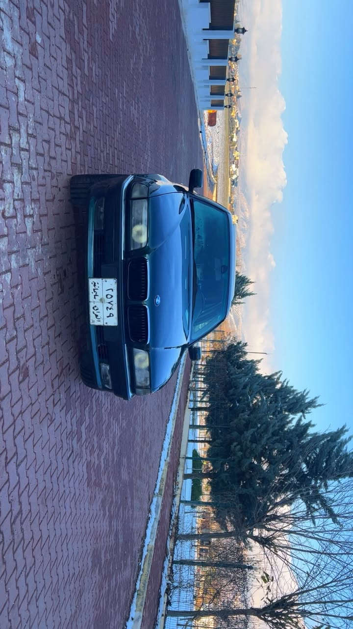 Bmw ًخفاش
موديل1996
حجم محرك44
سياره معمرهه جديد دعامي لل دعاميه
موصفات 1~1فول فول
تبريد تدفيه شغال''كشنات جلد هيتر'ًسلايد' اربع جامات كهرب''دواخل فورميك''دبل ايرباك'' تخم خلفي امامي جديد'' سندوك شفت'' دعاميات حساسات ''شاشه كاميره''كهربايات كلهه شغال  بكلايتات امامي شادلهه جديد'' تخم ويلكب شادلهه بل كرتون 500دولار''بطاريه جديد 105امبير''
سياره مصبوغه عام لل جماليه بيدون معجون فقط صفحة سايق بيهه ضربه خفيفه
كير محرك مكفولات ✈️ اخوان سياره جاهز جاهز من كل نواحي''تحويل بشرط سياره جاهز لل تحويل
سعر (85)ورقه حق جيتك بيهه مجال
عنوان قضاء عقرة قريب من موصل اربيل
***********
***********
واتساب فايبه ر موجود عل كورك
