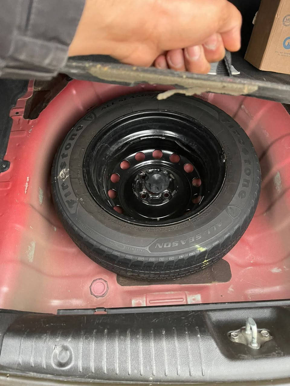 سلام عليكم أكسنت 2016 أمريكي 🇺🇸  بسمي سنويه ل2029 رقم جديد مصفره هيئه وغرامات حادثه حافت البنيد بس كله ليبل واحد اي تبديل مابيه سياره جديده وبعد احله من صور وترايه مال زيرو تخم تاير وصدر كله جديد صار اقل من شهر بدلتهن حته دسكات ماشيه 104 حقيقي مكان سياره بغداد السعر 95 مكان سياره بغداد ***********
