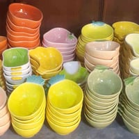 كارتون كاسات فواكه • ٧٠ قطعة • مع التوصيل