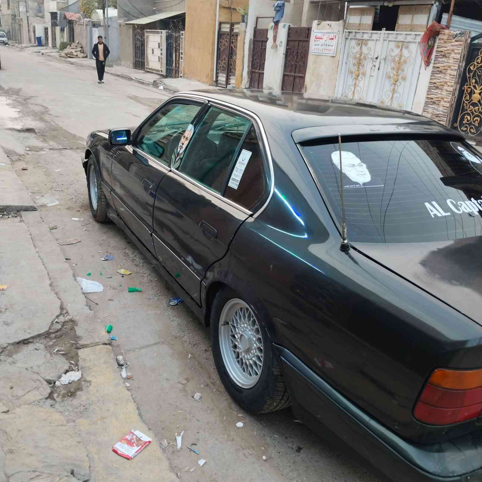 BMW535 ١٩٩١ التبريد شغال سلايد ٣ طكات الجام كهربائي الكشنات كهربائيه الايت زنون الكير خير من الله بس المكينه بيها خيط تبخير رايدها 45ورقه *********** مكانها بغداد الزعفرانيه
