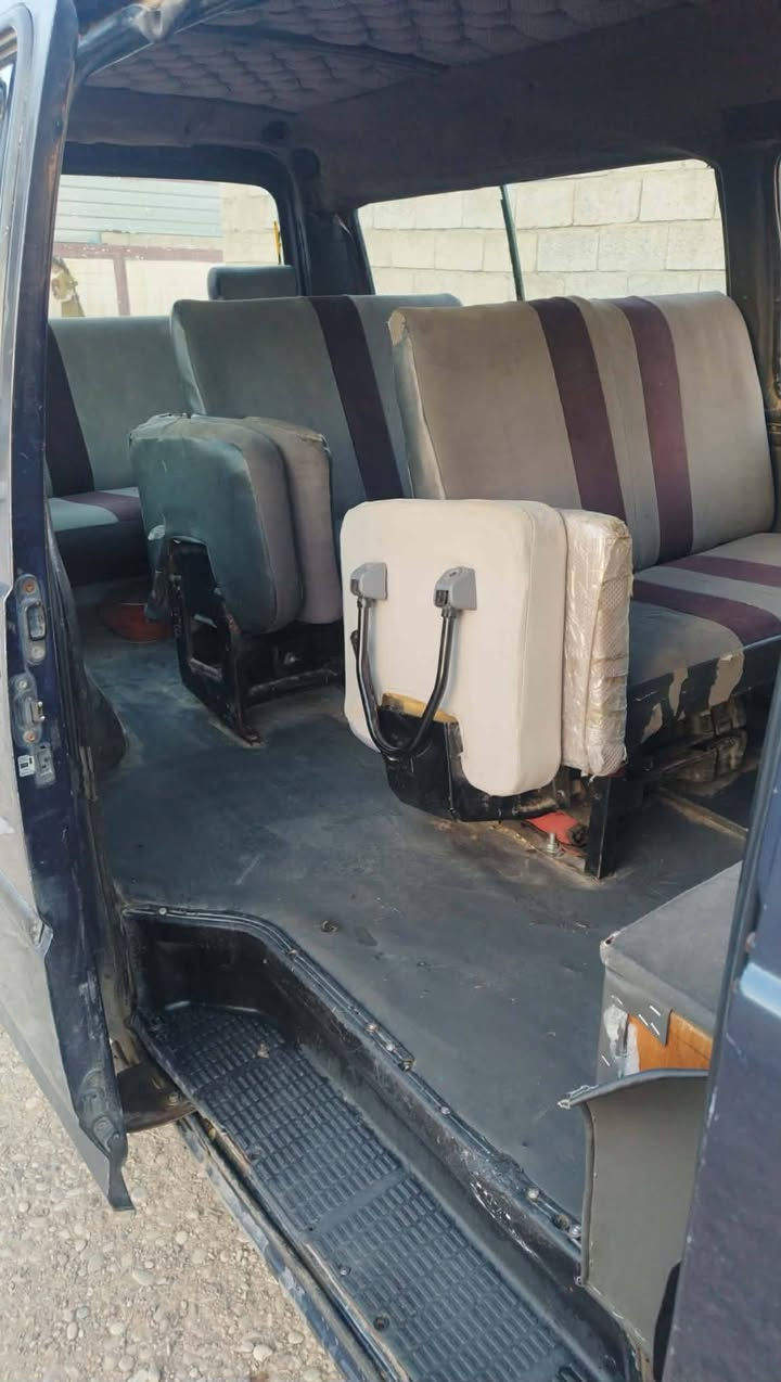هونداى 95 گیر مکینه ونجی شه رت سە نوی تازە تا29 حیزام سبوخ
58$ 
***********
