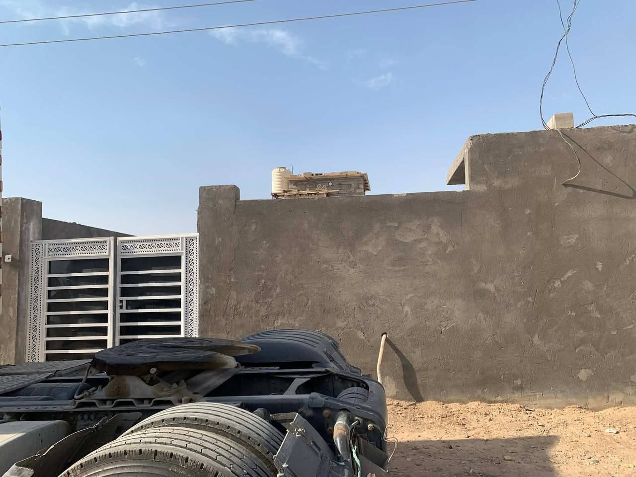 بيت للبيع زراعي سند 25 بناء 2026 300م يحتوي ع غرفتين وصاله ومطبخ واستقبال ومنور وصحيات مكانه بالنزله مال دار المسنين طريق المشايه كامل الخدمات سعر 75 وبيه مجال


**إذا كنت صاحب هذا الإعلان وتريد حذفه لأي سبب، رجاءا أرسل رسالة إلى الدعم الفني**
