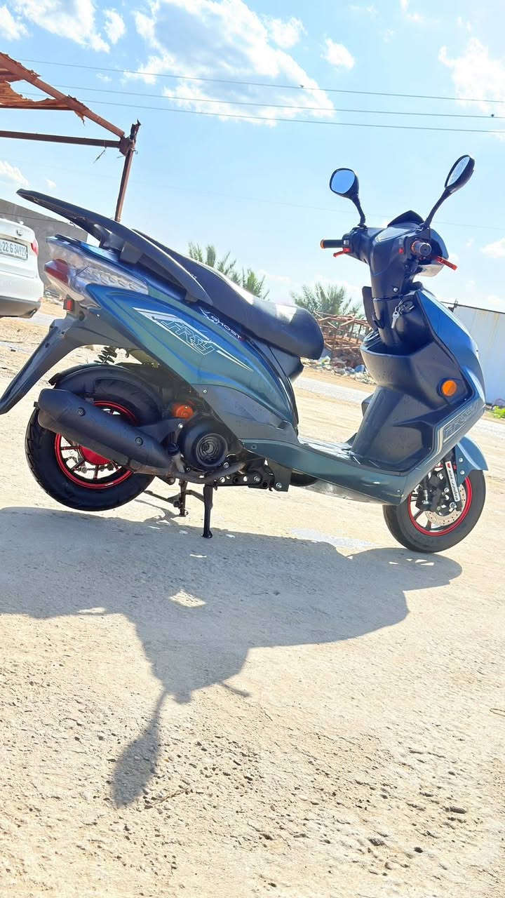 دراجه سكنس جديده موديل 2023 مكفوله 
سعر 700 وبيها مجال ***********
