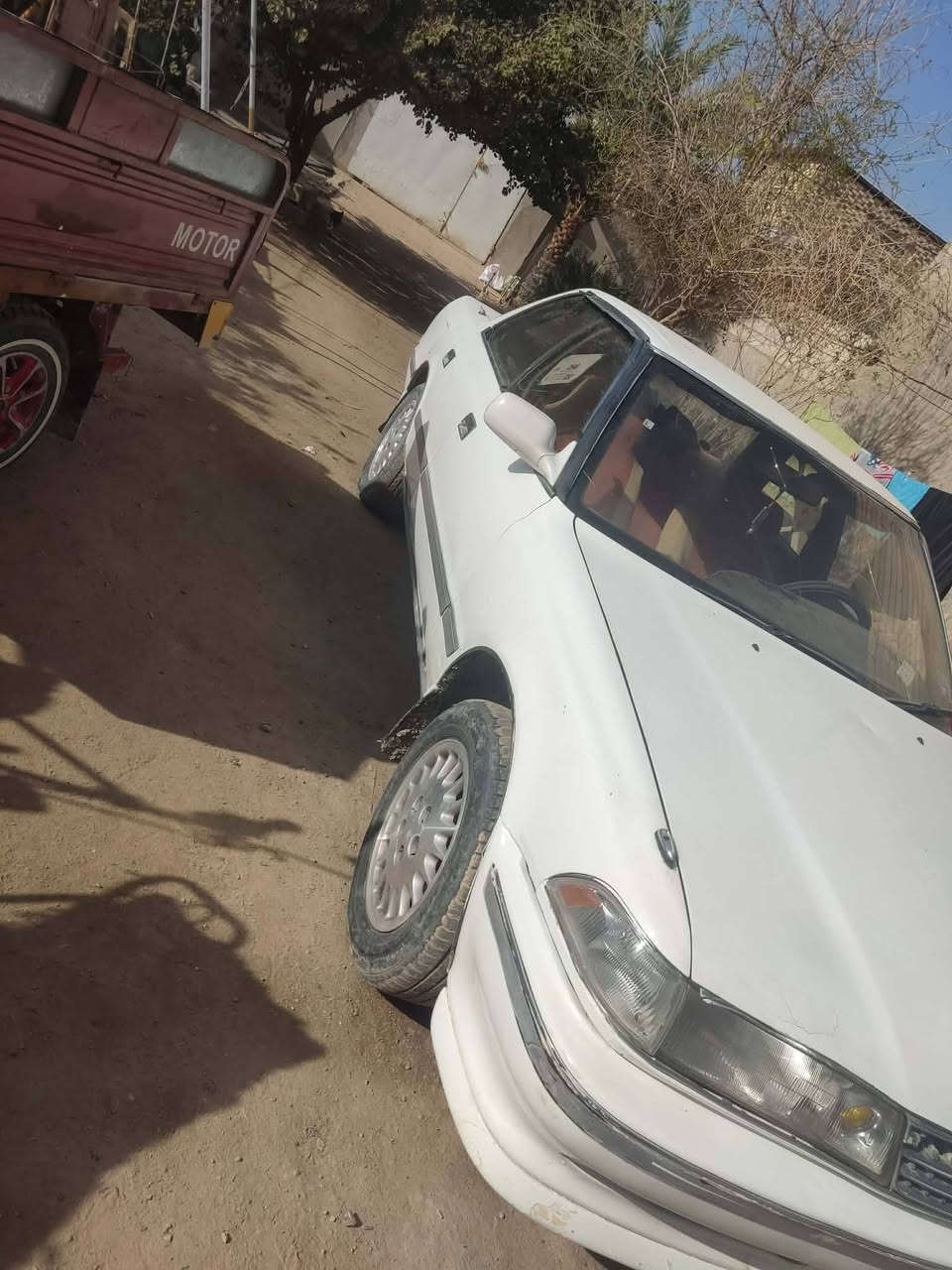 سلام عليكم
سياره مارك عضم مديل 91 سياره مرتبه مثل ما جاي تشوف بلصور 
السياره جاهزه مكينه وكير خير من الله مكفوله من الكصه ونقل جثه ولظربه القويه هزه جديده السنويه جديده تخلص ال 2030 مكان السياره نجف السعر 46 وبيه مجال ما متوجد علفيس الرقم بي
 وتساب ***********
