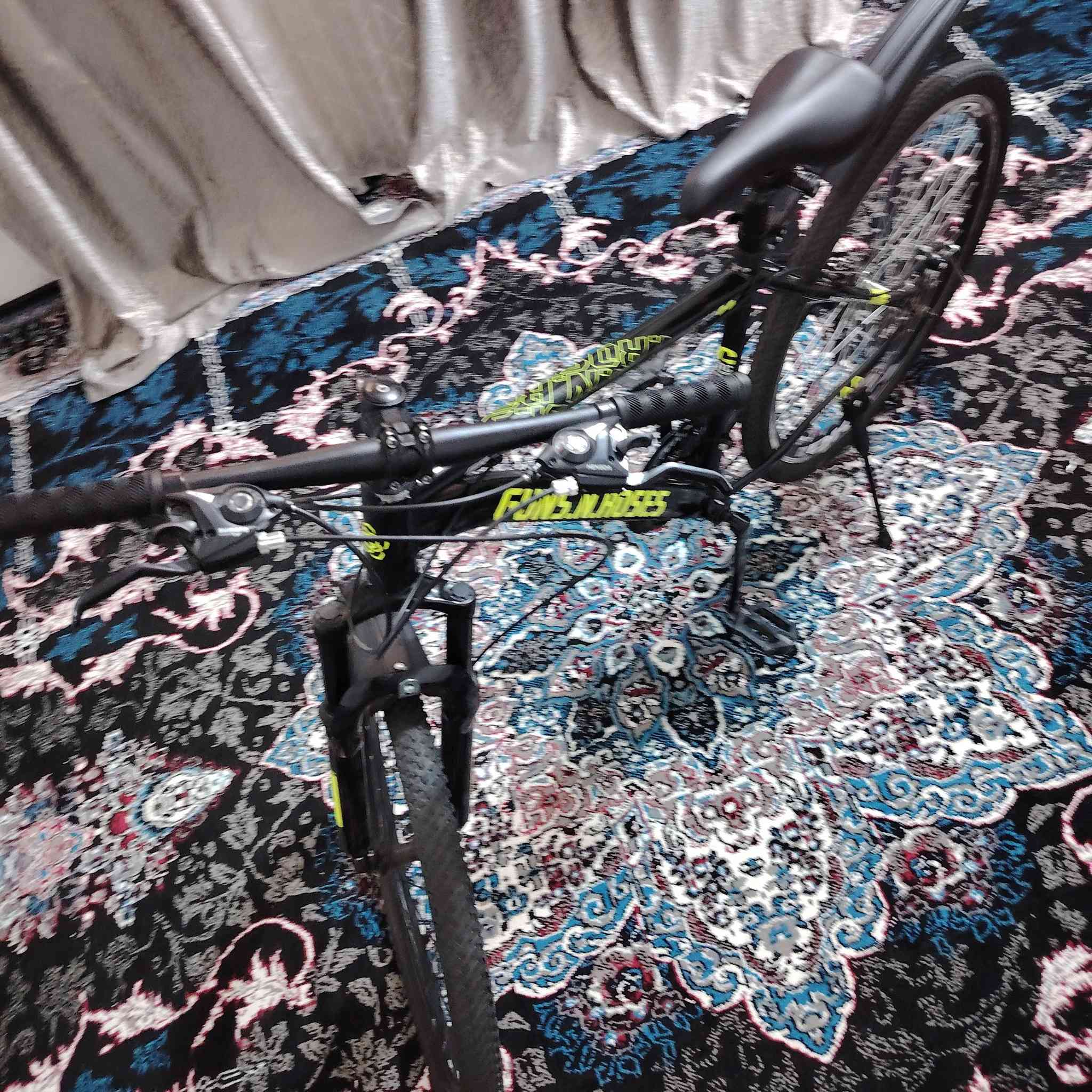 بايسكل جبلي جديد غير مستخدم اشتريته ب 150 اول امس الله شاهد ورايدة ب 130 وبيها مجال كلشي جديد وشغال بيه بدالات 7 سرعات وبريكات ودبل
بايسكل جبلي جديد غير مستخدم بداً يعني زيرو اشتريته ب 150 الله شاهد ورايدة ب 130 وبيها مجال كلشي جديد وشغال بيه بدالات 7 سرعات وبريكات ودبل
سبب البيع محتاج فلوس لا اكثر مكاني بالبصرة العشار
هذا رقمي واتساب للاستفسار
***********
