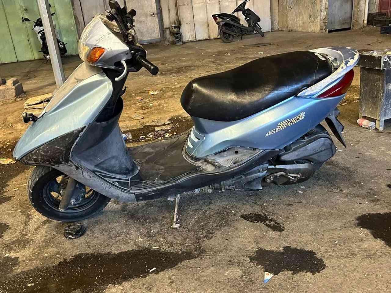 بريز للبيع مكينه جديده الصوت كاتم نكره سلف مكاني البياع شارع ٢٠ السعر ٤٠٠ بيها مجال حك الجيه رقمي ***********
