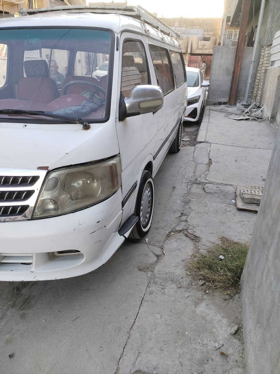 سلام عليكم شباب سياره فتون موديل ٢٠١٤ ألماني سياره مادل راعيه ابيع كوم حديد اتكفل سرقه وعشار السعر ٢٤ وبيه مجال مكان سياره بغداد البياع ***********
