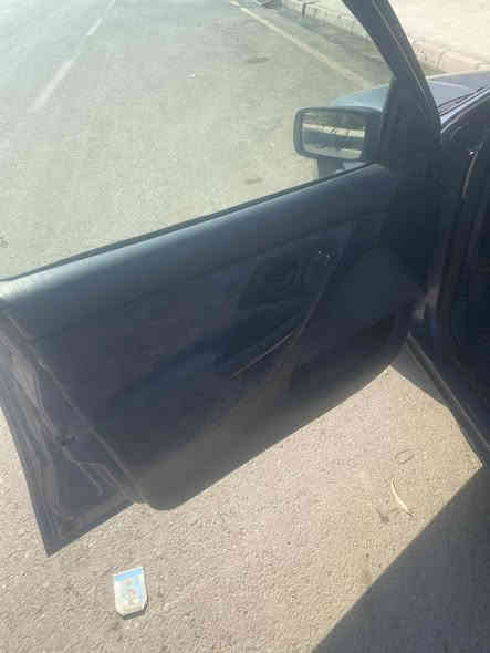 السلام عليكم ورحمة الله وبركاته للبيع فورد مونديو موديل 95كوبون بنزين كير محرك شرط كير توماتيك طخم ليوم فتحتو باتري جديد جامات امامي للتفاوض سنتر لوك قفل شغال تبريد عاطل السياره جاهزه لل اخير شرط التحويل ترايك للبصره شرط السعر33وقابل للتفاوض العنوان موصل مزارع زيونه ***********
