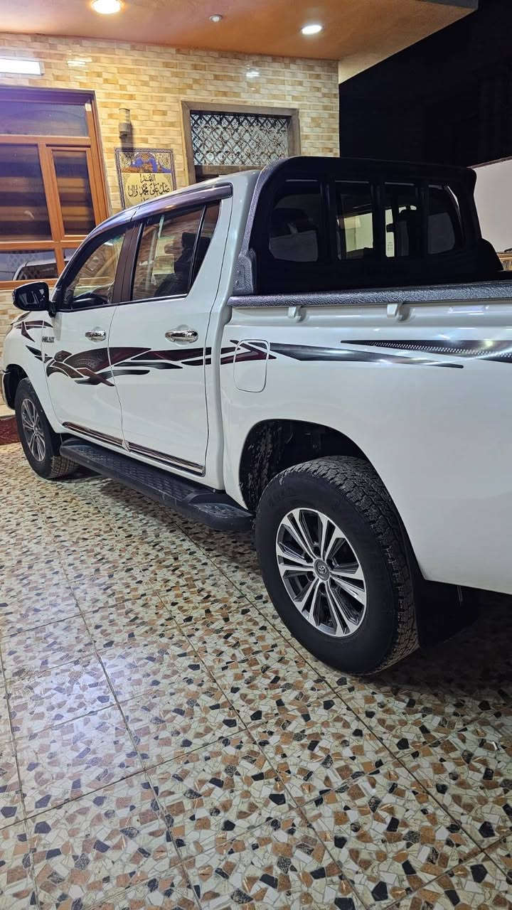 سلام عليكم للبيع بيكم  فورويل 
موديل 22.              سعودي 
سعر 315 بيه مجال 
فول مواصفات. ماشيه 61 
مكفوله من كل نواحي 
استفسار اتصال ***********
