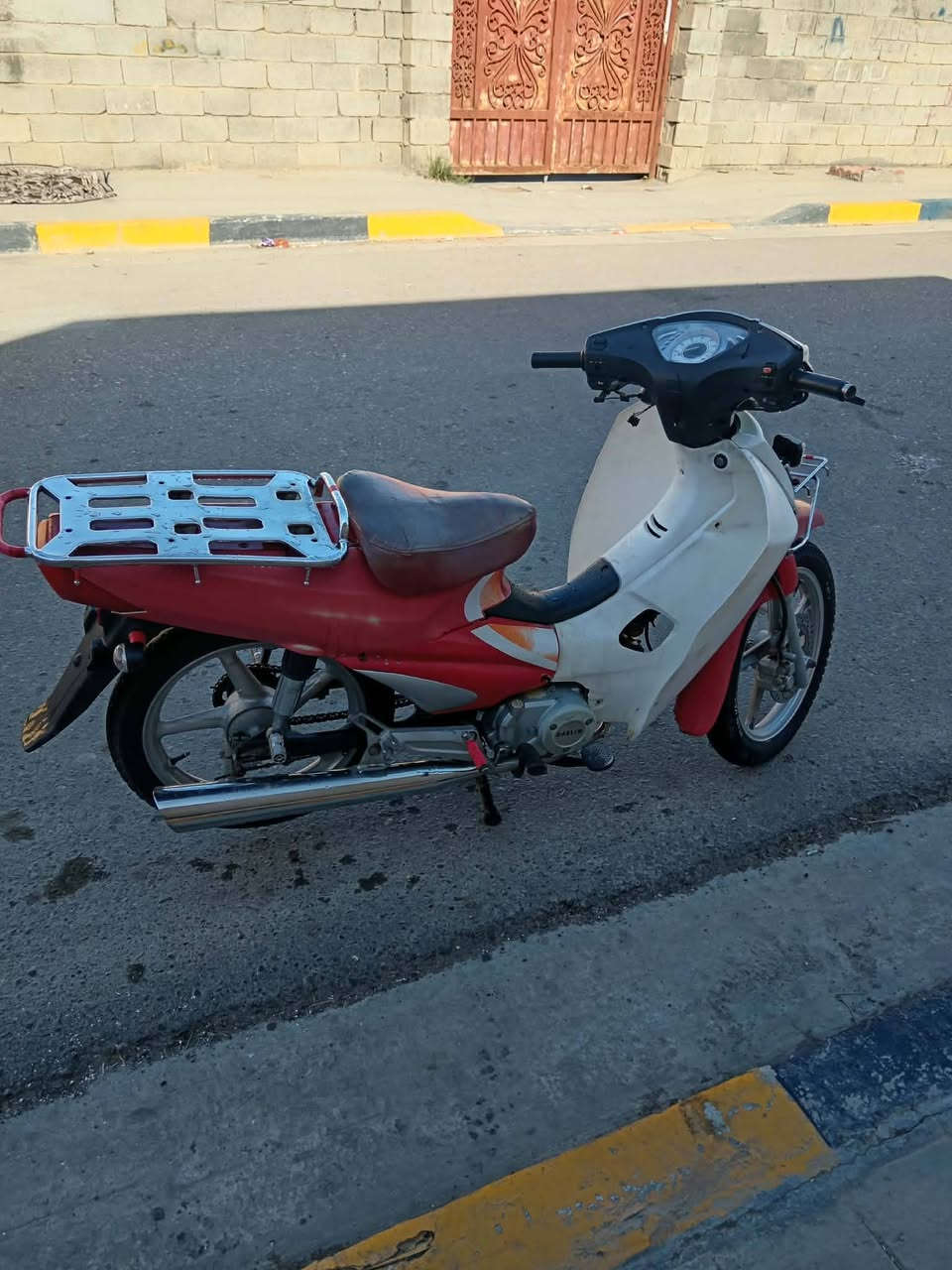 السلام عليكم ماطور سرفيز للبيع شغال كامل محرك ناعم فول السعر 400وبي مجال ***********
