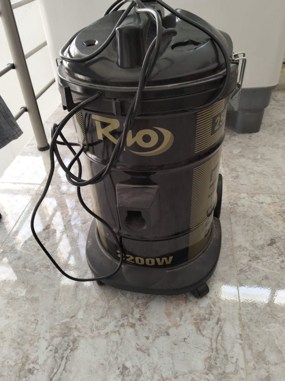 متوفر غسالة و مكنسة كهربائية


**إذا كنت صاحب هذا الإعلان وتريد حذفه لأي سبب، رجاءا أرسل رسالة إلى الدعم الفني**