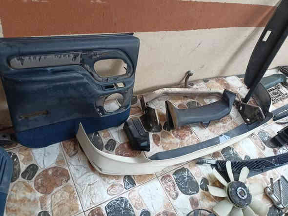 سلام عليكم عيوني رجعنه نشر غراض جمسي لبيع شلع هاي ثاني مره كذبو علينه يكولون امسح منشوره انحه شرايه ويجذبون ابيع شلع غراض جمسي 97 98 هاذ رقم *********** تعال وتدلل خويه
