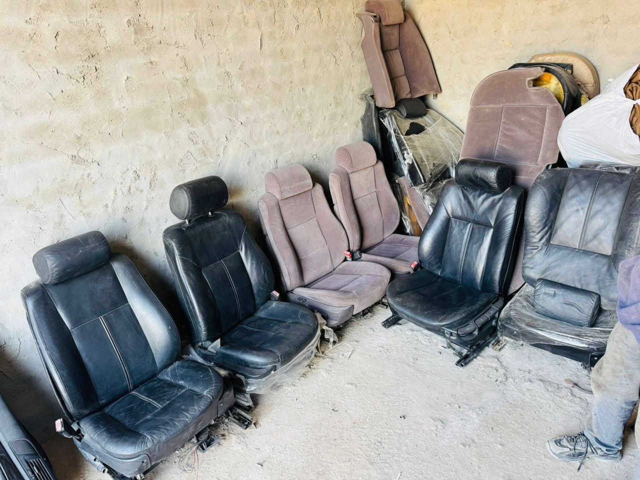 السلام عليكم متوفر للبيع غراض كاسحه مكان بابل الحمزه الغربي للاتصال ***********وتساب
