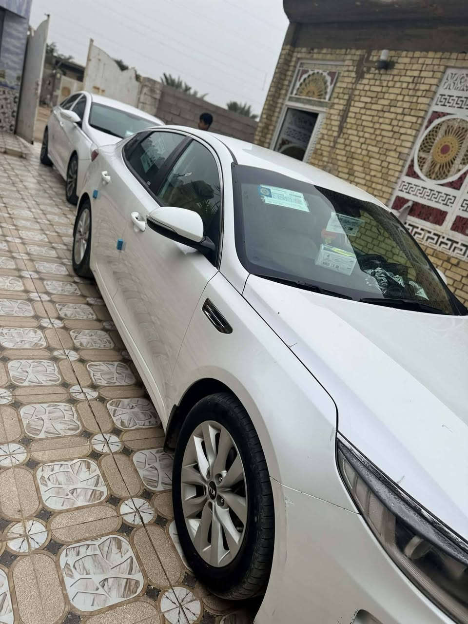 اوبتيما للبيع موديل 17 خليجي سياره جديده بيها فقط رشة صبغ جاملق امامي مقدار شبرين بدون معجون مع تقسيم البنيد باقي سياره مكفول ضربه صبغ تبديل فتح استخدم شخصي جاهزه من كل النواحي سعر 165 للاستفسار الاتصال ***********
