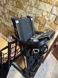 جهاز جري نوعيه ممتازه مستعمل السعر ١٥٠ العنوان بغداد الحرية 0775758099...