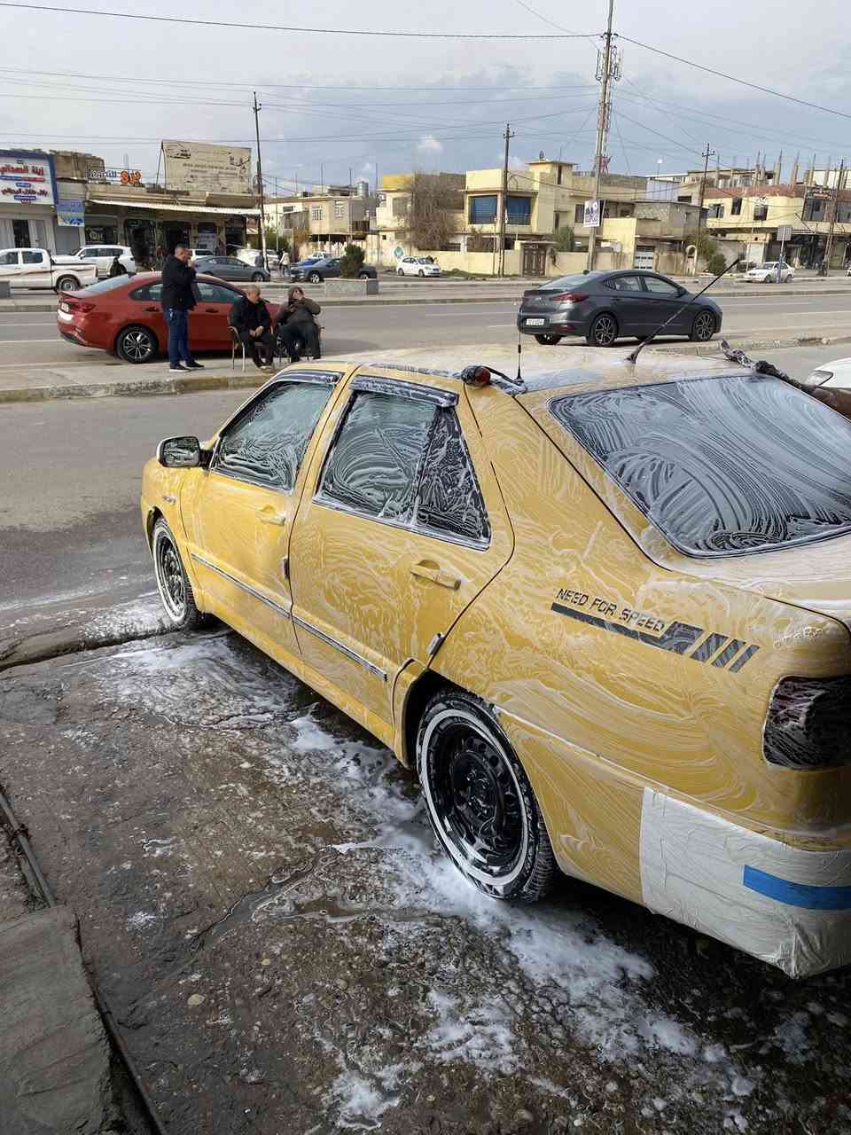 كوين 2011 شرط التحويل / سياره جاهزة من كل النواحي تتحول من مرور نينوى وسنويه 2028 تسقط / رقم بغداد كوبون بيها / كير محرك ضفيره وايرمنيه كله شرط / سيارة نظيفه وجاهزه طخم تايرات جديده وطخم كدام ورا كامل وجديد / السعر 31 ورقه / ***********
