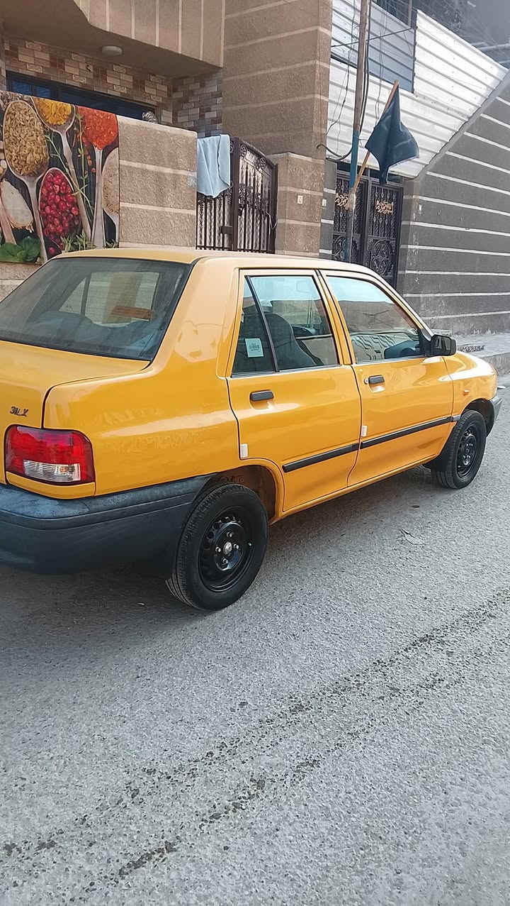 سلام عليكم سايبة2015 للبيع السعر 40 وبيها مجال عنوان بغداد ***********
