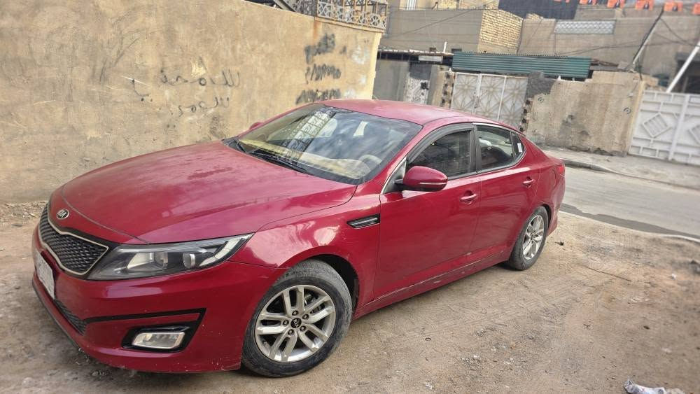 كيا اوبتيما خليجية وكاله دوليه محرك دوش المرغوب ٢٠٠٠ بيها ٣ قطع صبغ جاملغ خلفي و بابتين جهه سايق و بيها منظومه غاز مكانها بغداد غزاليه 
*********** بغداد, العراق
