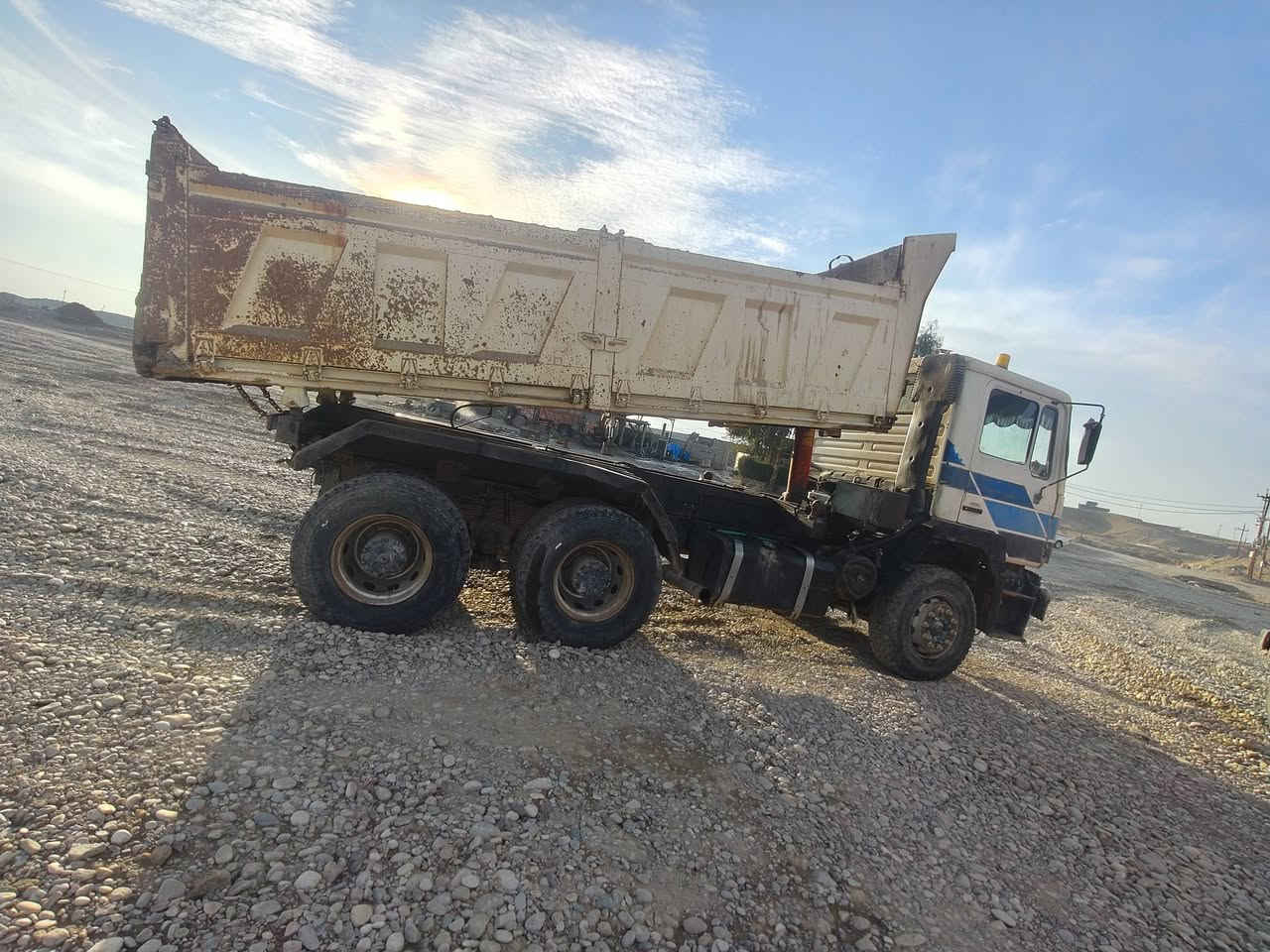 مان صقر للبيع الاتصال ***********
