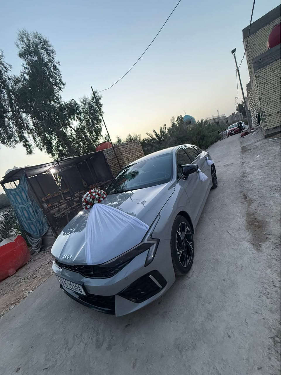 السلام عليكم 

🚗 كيا K5 2025 GT-Line

فول مواصفات عدا البانوراما 🔥

لون إسمنتي مميز يخبل ✨

🔹 ماشية 29 الف فقط
🔹 رادار أمامي وخلفي + رادارات جانبية
🔹 حساسات أمامي وخلفي
🔹 لايت زينون 3 عدسات + LED برتقالي مميز جداً 
🔹 شاشة متصلة
🔹 تشغيل عن بعد + بصمة
🔹 هاندبريك كهرباء
🔹 مقاعد جلد + تدفئة
🔹 كرسي كهرباء
🔹 كير 8 نمر
🔹 وضعيات قيادة
🔹قيادة ذاتية وتوقف ذاتي وبعد بيها هواي مواصفات 

🔹 ملاحظة:
حادثها بسيط جداً بنيد راجع بارد + بي كارت موضح بالسونار

  / بدون شاصي / بدون لغود

سيارة شبه وكالة ونظيفة جداً 👌
اخوان لحد يدخل خاص يگلي شبيها كلشي موضحلك وسونار گدامك ماعجبتك السياره فدوه الك 

📍 المكان: النجف الاشرف او بغداد 

💰 السعر: 207 وقابل للنقاش للجادين 🔥

📞*********** بغداد, العراق
