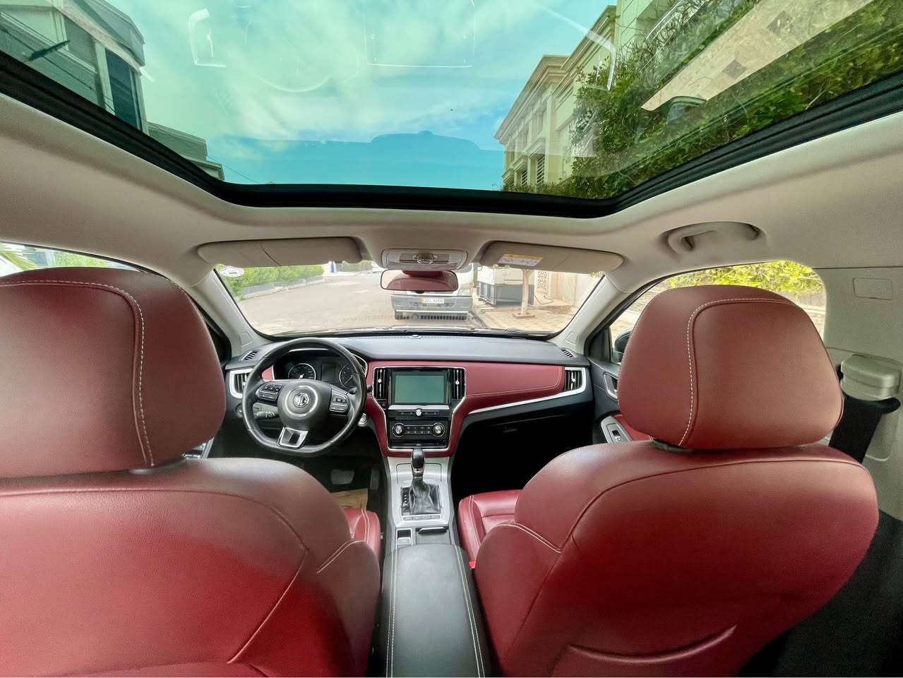 MG RX5 مۆدیل 2021 فول فولمسفات زمان شە ریکا  پانۆراما  کوشین جلد و کارە بای ناو سۆر   مە کینە 15تۆربۆ شاشە گە ورە  ڤۆلئۆم  تە نها 43هە زار رۆیشتیە  تە حدیل سورحە بسمە بریک بسمە زۆرمسفاتی تر هیجی نیە  لۆکە  بە  ناوی خۆمە سحری 120 )(*********** أربيل, العراق
