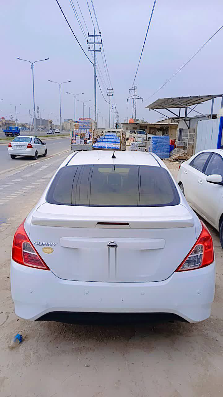 السلام عليكم نيسان صني هندي علامه الزركه موديل 2019 كير ومكينه وكشر مكفوله كفاله عامه السياره جاهزه من كلشي مال جناي رقم اربيل تريد وكاله تريد مداور سياره جديده بمعنى الكلمه ترايك وين متريد مكان السياره نجف السعر 105 وبيها مجال بصيط الرقم ***********
