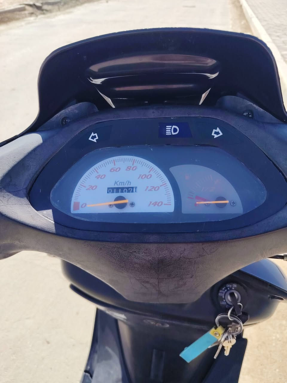 سلام عليكم دراجه فراشه حاويه لبيع لنتصال عل رقم ***********
