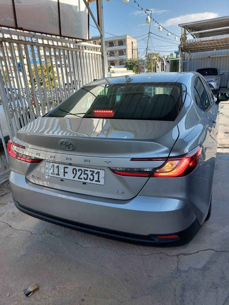 سلام عليكم للبيع تويوتا كامري هايبرد
2025 فئة LE ماشيه 15 الف ميل مواصفات نص فول حادث سطحي بابتين وجاملغ بدون داخل
السعر 22500$ مجال قليل
مكان السياره بغداد معارض الكريعات معرض القمه
للاستفسار ***********
